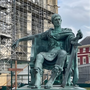 York City Walking Tour - History Chronicles