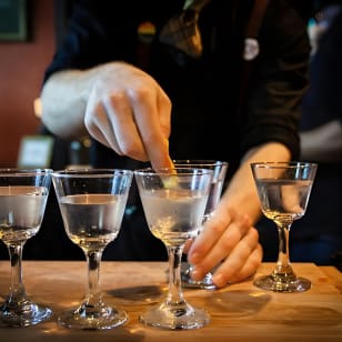 Tour de Cócteles y Degustación en Colorado Springs