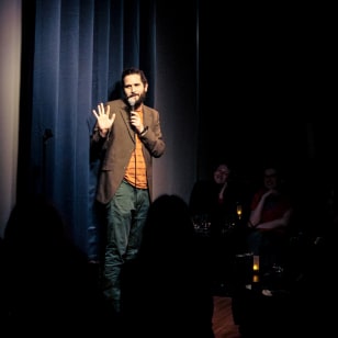 Comédie stand-up anglaise du samedi soir à Madrid