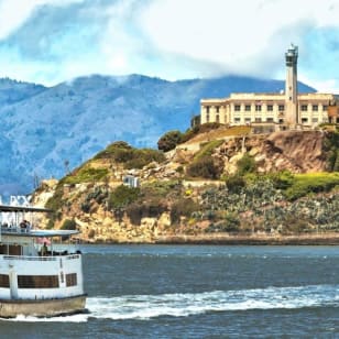 Muir Woods & Sausalito: Geführte Tagesetour ab San Francisco + Alcatraz-Eintritt
