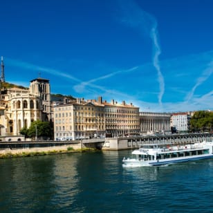 Mittagessen-Kreuzfahrt auf der Saône mit Les Bateaux Lyonnais Hermès II