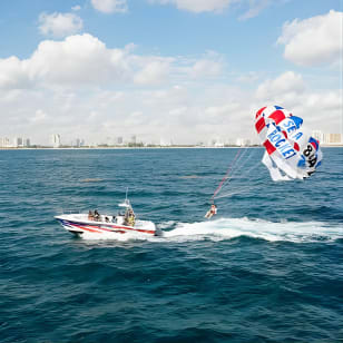 Avventura di 90 minuti di Parasailing sopra Fort Lauderdale, FL