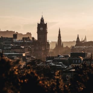 Edinburgh Audio Tour: Monuments, Myths & Mysteries of the Old Town