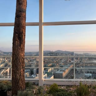 Besuch der Panoramaterrasse des Sky Center
