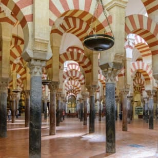 Córdoba e la Moschea-Cattedrale: Escursione guidata di un giorno con partenza da Siviglia