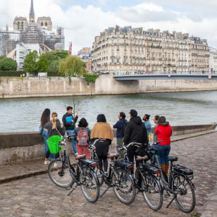 Electric bike tour of Paris  - Monumental and hidden