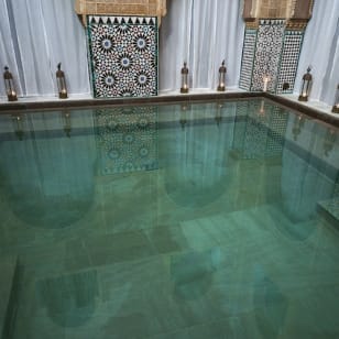 Hammam Al Ándalus Málaga + Massage with essential oils