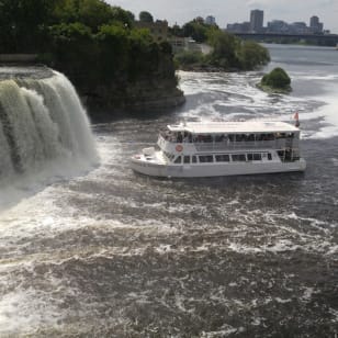 Crucero en barco por el río Ottawa