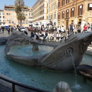 Rome: Tour of the Trevi Fountain and underground Navona