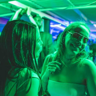 Crucero con fiesta en barco «Hip Hop vs. Caribbean Affair»