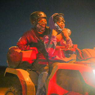 Excursión nocturna en quad con luces LED
