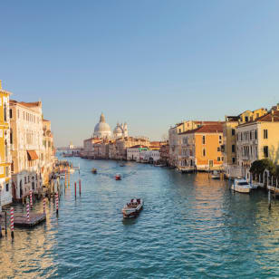 Canal Grande di Venezia: Tour guidato in barca per piccoli gruppi