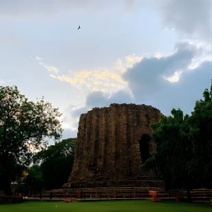 A Walk to Remember (Qutub Complex Heritage Walk)