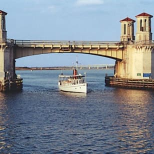 Tour di un giorno a St. Augustine da Orlando con crociera in barca