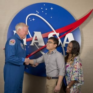 Complejo de visitantes del Centro Espacial Kennedy de la NASA: Entrada + Charla con un Astronauta
