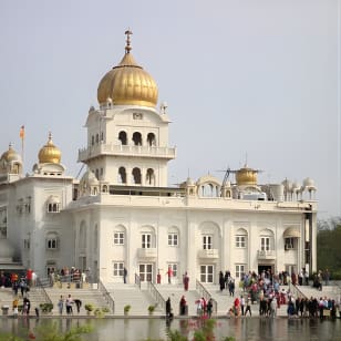 Full Day Delhi Sightseeing Tour by Public Transport