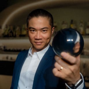The Magic Bar Show - Whispers of The Mind von Mentalist Nique Tan