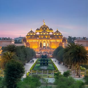 Private Evening Tour of Akshardham Temple with Musical Fountain Show