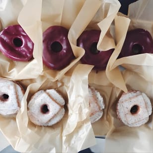 Aventura gastronómica con deliciosas donas y recorrido a pie por Portland