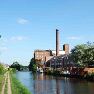 Leeds Audio Tour: Leeds Heritage & Hidden Gems Audio Odyssey