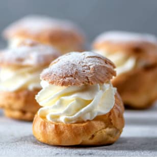 French Patisserie : éclairs & profiteroles - Miami