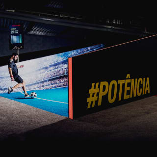 Avalia técnica, velocidade, potência e precisão no Footlab 1