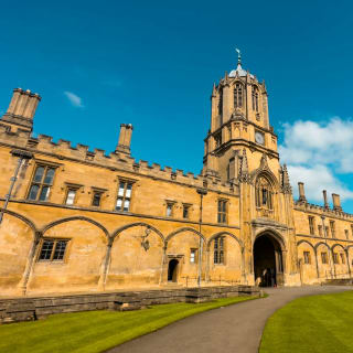 Oxford Audio Tour: Behind the Gown 6