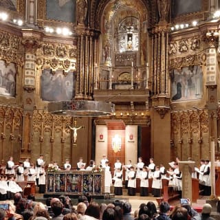 Tour Privado Guiado a Montserrat Todo Incluido con recogida en Barcelona 3