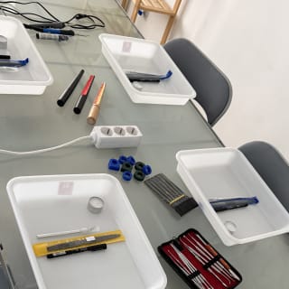Taller crea tu primera pieza de joyería con el tallado en cera 5