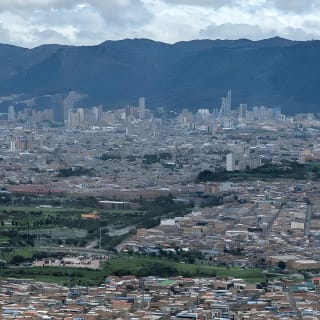 Cable car to el Paraiso, the city slum 10