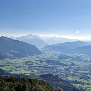 The alchemist's secret records in Kaprun Outdoor Exploration Game 2