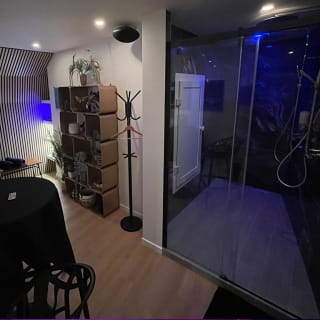 Relaxing floatation session, solo or duo 2