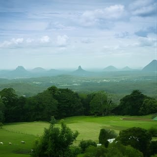 Sunshine Coast Hinterland and Noosa Day Trip from Brisbane Incl Eumundi Markets 3