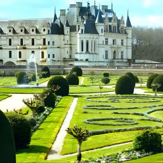 Excursion d'une journée dans les châteaux de la Loire au départ de Paris avec dégustation de vin 9