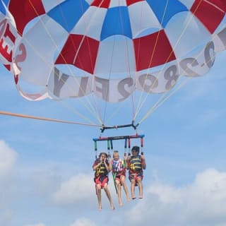90-minütiges Parasailing-Abenteuer über Anna Maria Island, FL 3