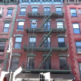 New York City Mafia and Local Food Tour led by former NYPD Guides 11