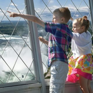 Niagara Falls: Skylon Tower Observation Deck 2