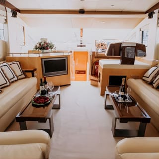 Yacht Trip Dubai : Book 56 ft Premium Yacht up to 21 people 7
