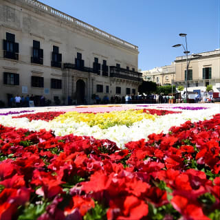 The Valletta Street Food and Culture Walking Tour  2
