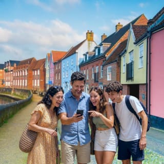 Norwich - Interactive Treasure Hunt & Exploration Game for up to 5 5