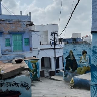 Walk to blue heritage tour with rishi  3