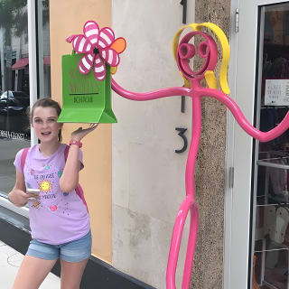 Adventurous Scavenger Hunt in Downtown Las Vegas 3