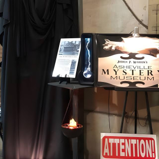Asheville Night-Time Walking Ghost Tour 4