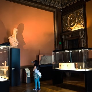 Visite de Paris : Déjeuner à la Tour Eiffel, croisière en bateau et visite du Louvre 27