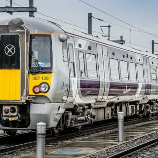 London: Discounted Express Train To/From Heathrow Airport & Paddington 1