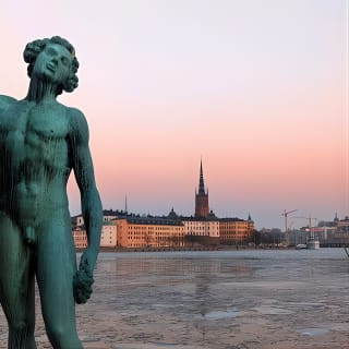 2-Hour Walking Tour Stockholm (Old Town and Surroundings) 4