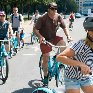 Excursion à vélo des hauts lieux de Paris : Tour Eiffel, Louvre et Notre-Dame 1