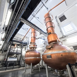 Tour della distilleria e biglietto per cocktail Bombay Sapphire 7
