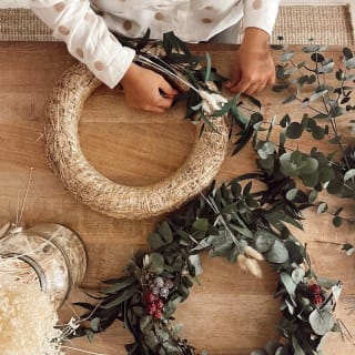 TALLER DE CORONAS DE NAVIDAD 4