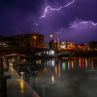 Brew City Ghosts: Macabre Milwaukee By US Ghost Adventures 1
